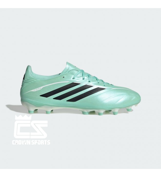 SOCCER BOOTS